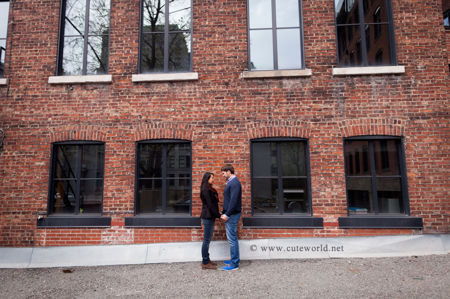 photographie couple urbain à Montréal